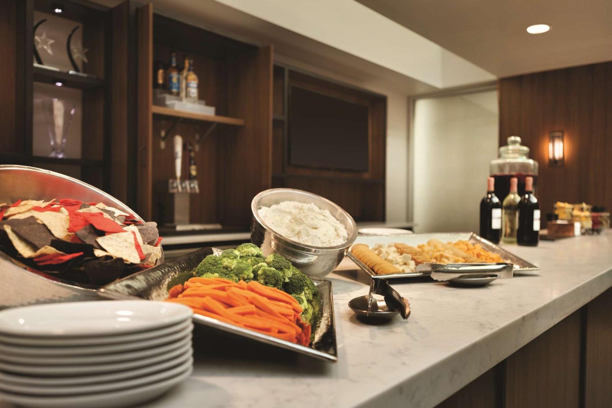 Embassy Suites By Hilton Atlanta At Centennial Olympic Park Εξωτερικό φωτογραφία